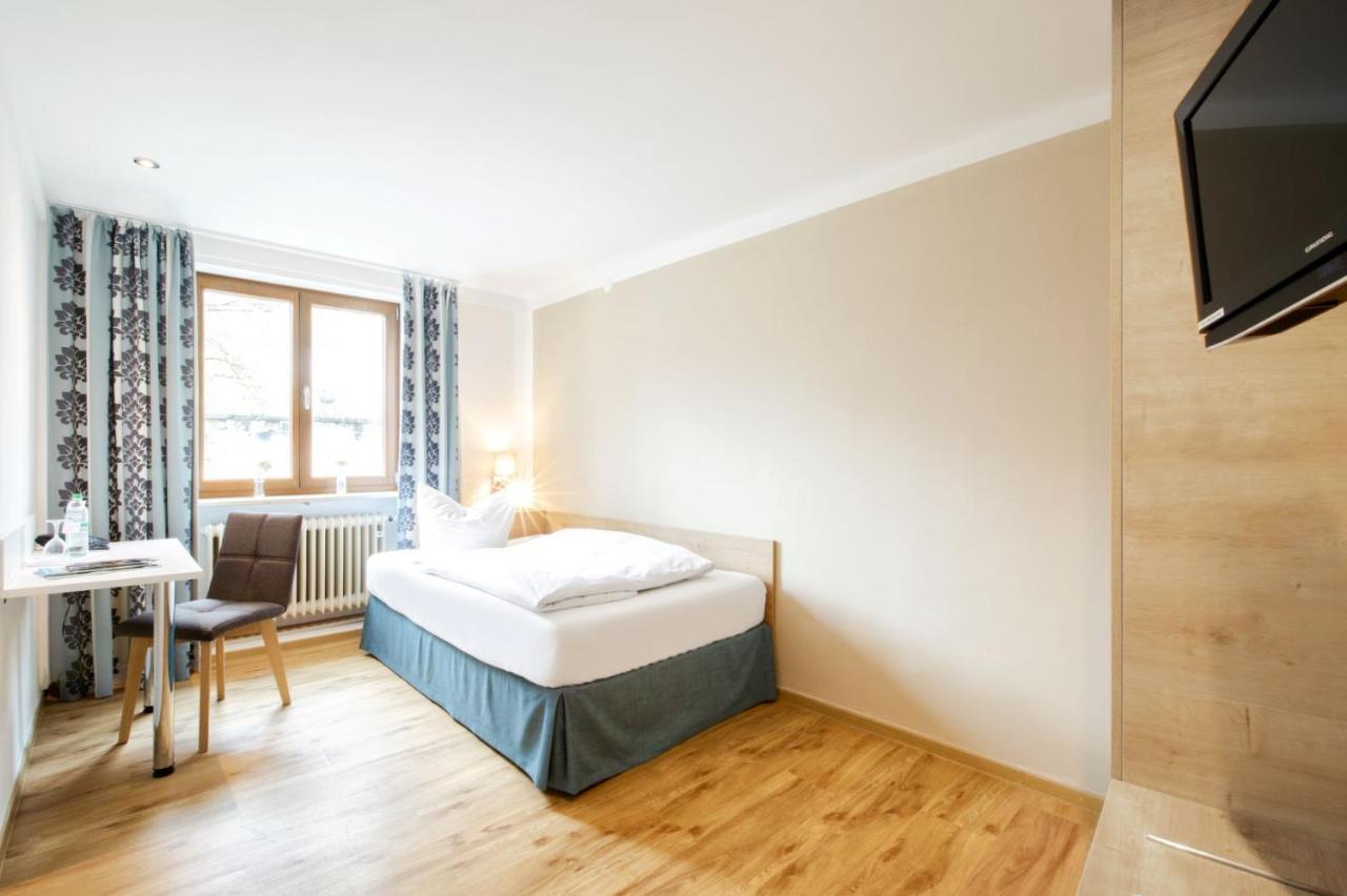 Hotelgasthof Bayerischer Hof Sulzbach-Rosenberg Zewnętrze zdjęcie