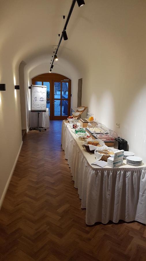 Hotelgasthof Bayerischer Hof Sulzbach-Rosenberg Zewnętrze zdjęcie